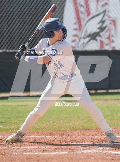 Thumbnail 2 in Warren vs. Poston Butte (Pinon/Huffman Memorial Invitational) photogallery.