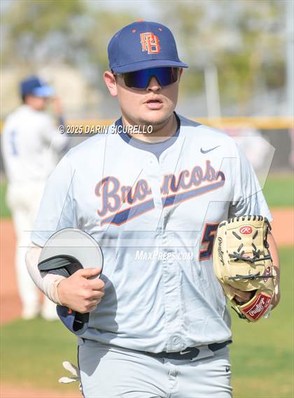Thumbnail 3 in Warren vs. Poston Butte (Pinon/Huffman Memorial Invitational) photogallery.