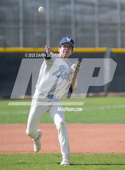 Thumbnail 2 in Warren vs. Poston Butte (Pinon/Huffman Memorial Invitational) photogallery.