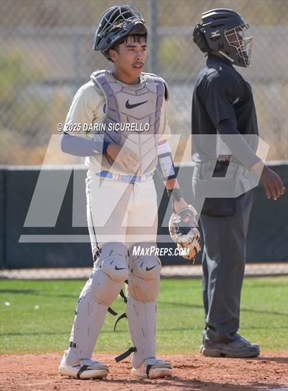 Thumbnail 2 in Warren vs. Poston Butte (Pinon/Huffman Memorial Invitational) photogallery.