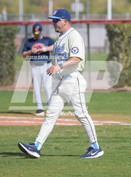 Thumbnail 2 in Warren vs. Poston Butte (Pinon/Huffman Memorial Invitational) photogallery.