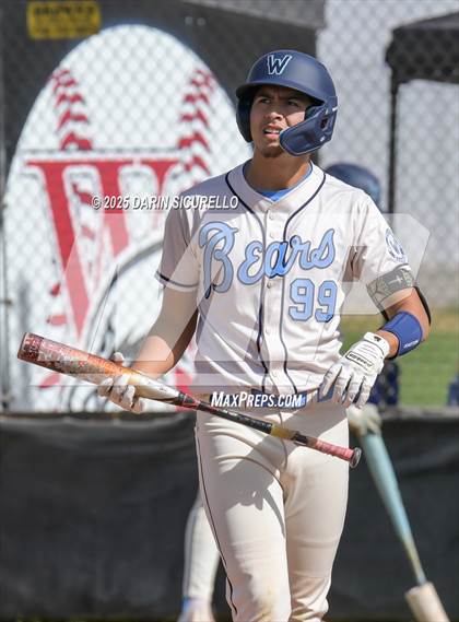 Thumbnail 2 in Warren vs. Poston Butte (Pinon/Huffman Memorial Invitational) photogallery.