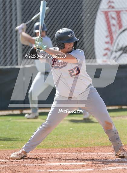 Thumbnail 1 in Warren vs. Poston Butte (Pinon/Huffman Memorial Invitational) photogallery.