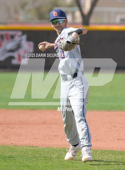 Thumbnail 3 in Warren vs. Poston Butte (Pinon/Huffman Memorial Invitational) photogallery.