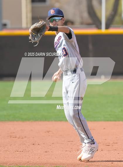 Thumbnail 1 in Warren vs. Poston Butte (Pinon/Huffman Memorial Invitational) photogallery.