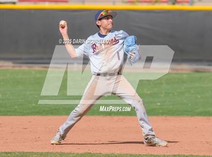 Thumbnail 1 in Warren vs. Poston Butte (Pinon/Huffman Memorial Invitational) photogallery.