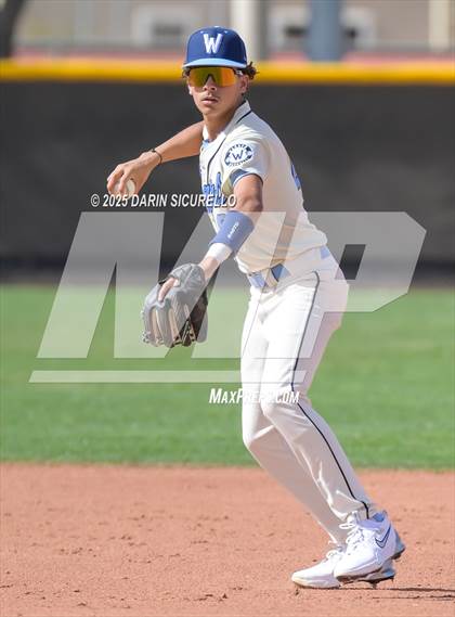 Thumbnail 1 in Warren vs. Poston Butte (Pinon/Huffman Memorial Invitational) photogallery.
