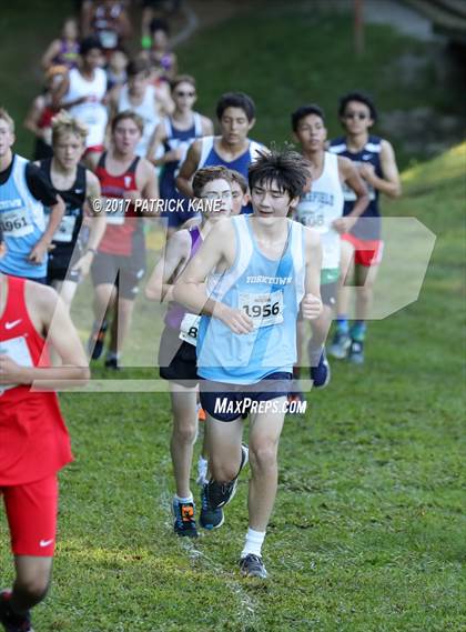 Thumbnail 2 in Fr: Monroe Parker Invitational photogallery.