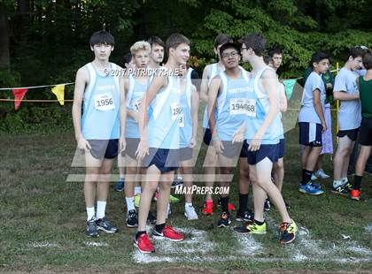 Thumbnail 2 in Fr: Monroe Parker Invitational photogallery.