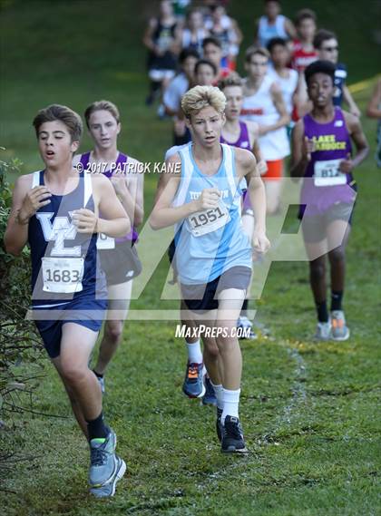 Thumbnail 3 in Fr: Monroe Parker Invitational photogallery.