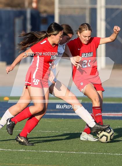 Thumbnail 2 in Bishop Amat @ La Salle photogallery.