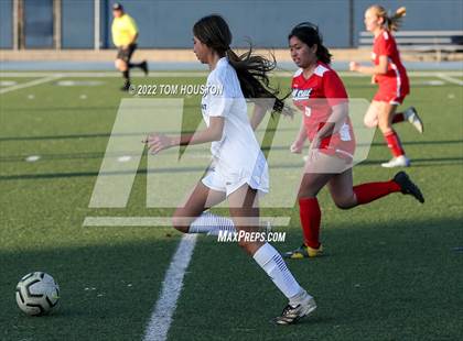 Thumbnail 1 in Bishop Amat @ La Salle photogallery.