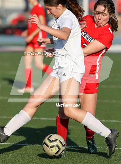Thumbnail 2 in Bishop Amat @ La Salle photogallery.