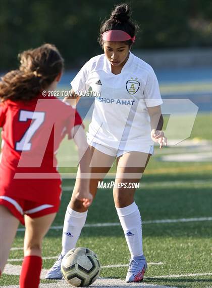 Thumbnail 3 in Bishop Amat @ La Salle photogallery.
