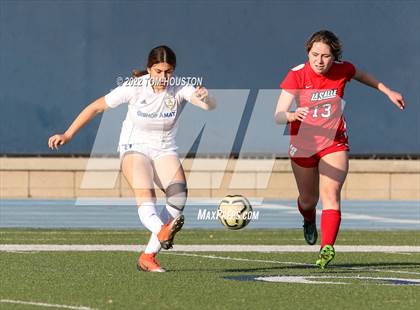 Thumbnail 1 in Bishop Amat @ La Salle photogallery.