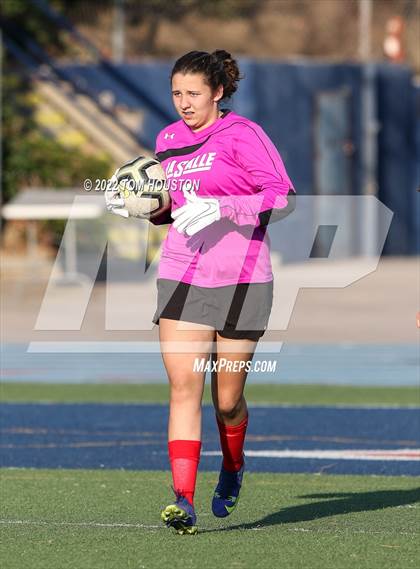 Thumbnail 3 in Bishop Amat @ La Salle photogallery.