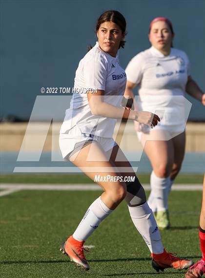 Thumbnail 2 in Bishop Amat @ La Salle photogallery.
