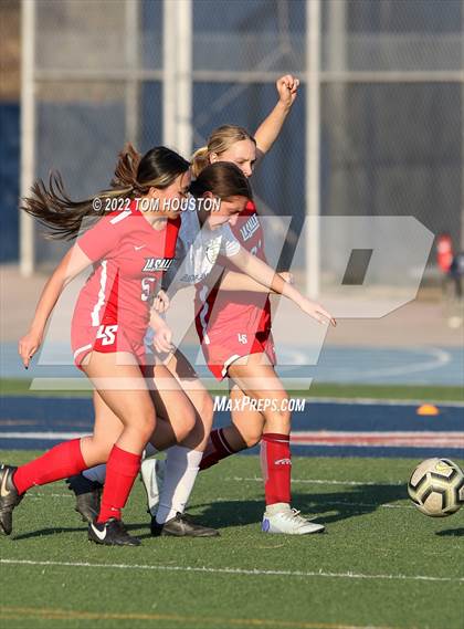Thumbnail 1 in Bishop Amat @ La Salle photogallery.
