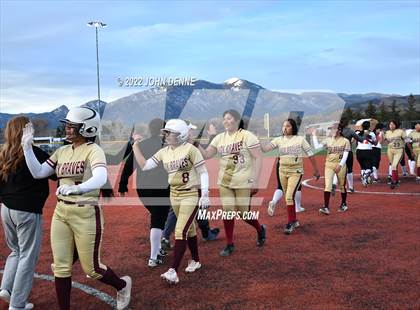 Thumbnail 2 in Taos vs. Santa Fe Indian photogallery.