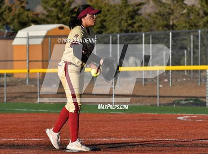Thumbnail 1 in Taos vs. Santa Fe Indian photogallery.