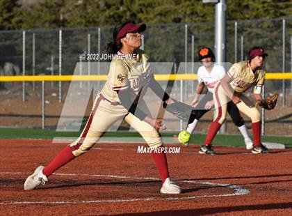 Thumbnail 2 in Taos vs. Santa Fe Indian photogallery.