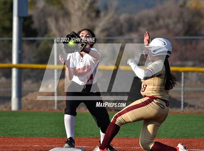 Thumbnail 2 in Taos vs. Santa Fe Indian photogallery.
