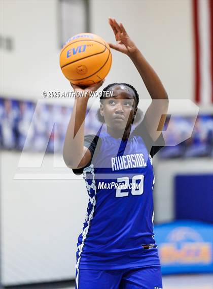 Thumbnail 3 in Fayetteville Christian vs. Riverside Christian Academy (Dreamville Showcase) photogallery.
