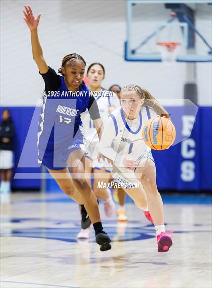 Thumbnail 1 in Fayetteville Christian vs. Riverside Christian Academy (Dreamville Showcase) photogallery.