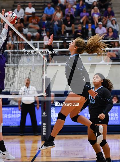 Thumbnail 1 in Harlan Vs Boerne (NISD Volleyball Tournament) photogallery.