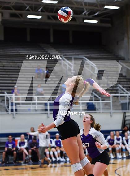 Thumbnail 1 in Harlan Vs Boerne (NISD Volleyball Tournament) photogallery.