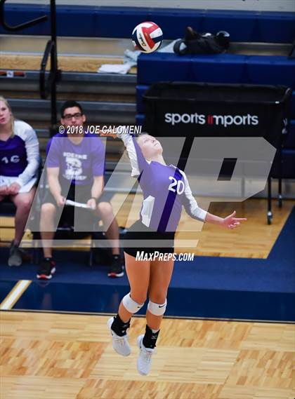 Thumbnail 3 in Harlan Vs Boerne (NISD Volleyball Tournament) photogallery.
