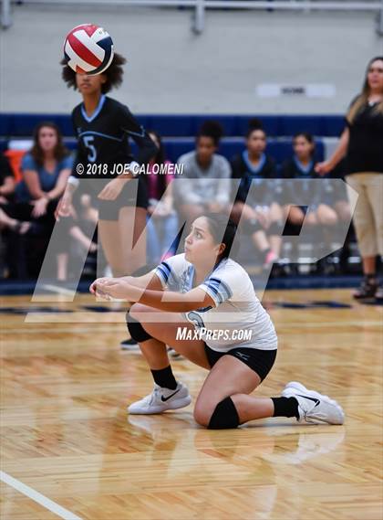 Thumbnail 1 in Harlan Vs Boerne (NISD Volleyball Tournament) photogallery.