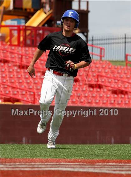 Thumbnail 3 in Holy Cross vs. Conner (Ninth Region Tournament) photogallery.