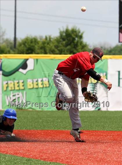 Thumbnail 1 in Holy Cross vs. Conner (Ninth Region Tournament) photogallery.
