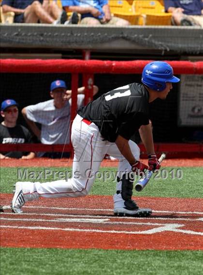 Thumbnail 1 in Holy Cross vs. Conner (Ninth Region Tournament) photogallery.