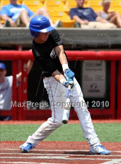 Thumbnail 2 in Holy Cross vs. Conner (Ninth Region Tournament) photogallery.