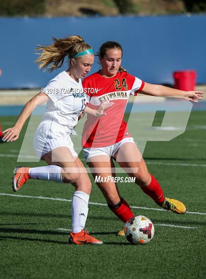 Thumbnail 1 in St. Genevieve vs. Etiwanda photogallery.