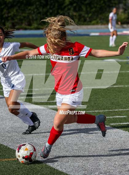 Thumbnail 1 in St. Genevieve vs. Etiwanda photogallery.