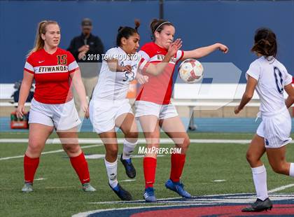 Thumbnail 2 in St. Genevieve vs. Etiwanda photogallery.