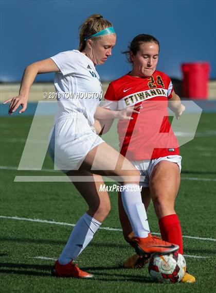 Thumbnail 2 in St. Genevieve vs. Etiwanda photogallery.