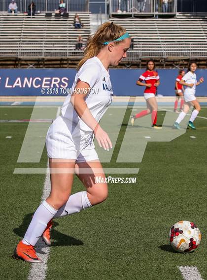 Thumbnail 1 in St. Genevieve vs. Etiwanda photogallery.
