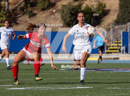 Thumbnail 1 in St. Genevieve vs. Etiwanda photogallery.