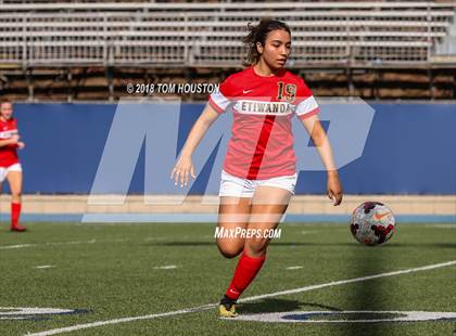 Thumbnail 3 in St. Genevieve vs. Etiwanda photogallery.