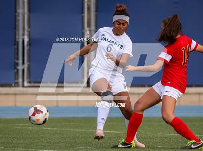Thumbnail 1 in St. Genevieve vs. Etiwanda photogallery.