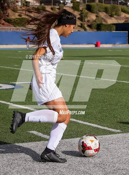 Thumbnail 3 in St. Genevieve vs. Etiwanda photogallery.