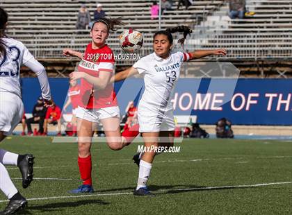 Thumbnail 1 in St. Genevieve vs. Etiwanda photogallery.