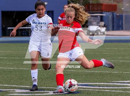 Thumbnail 1 in St. Genevieve vs. Etiwanda photogallery.