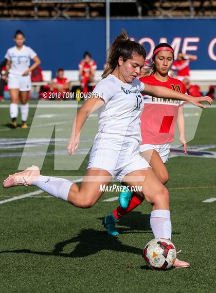 Thumbnail 1 in St. Genevieve vs. Etiwanda photogallery.