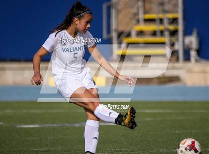 Thumbnail 1 in St. Genevieve vs. Etiwanda photogallery.