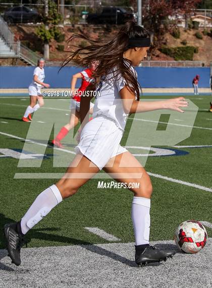 Thumbnail 1 in St. Genevieve vs. Etiwanda photogallery.